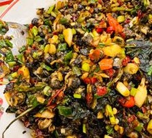 Braised Water Snail with Perilla