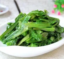 Stir-Fried Garlic with Chinese Spinach