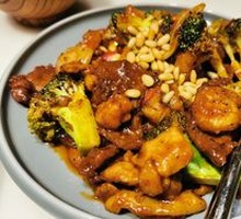 Sautéed Three Delicacies with Pine Nuts