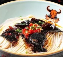 Hunan Changde Jinshi Spicy Beef Noodles