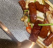 Stir-fried Smoked Intestines with Pickled Cabbage