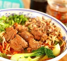 Braised Pork Rib Noodles