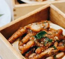 Thai Basil Garlic Chicken Feet