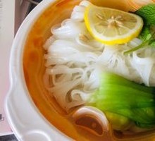 Spicy Sour Tom Yum Noodle Soup