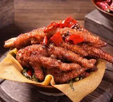 Mo Jie's Braised Chicken Feet