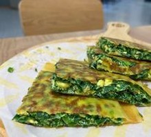 Pan-Fried Green Dumplings