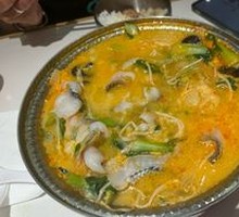 Kaili Fish Slices with Fresh Vegetables Hot Pot