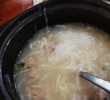 Braised Meatballs in Clay Pot