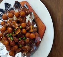 Braised Pork Ribs with Small Potatoes