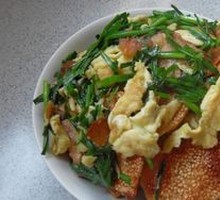 Scallion and Egg Stir-Fried Flatbread