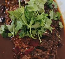 Steamed Carp in Clay Pot