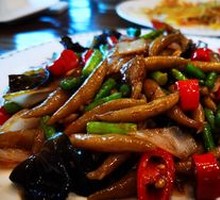Stir-fried Buckwheat Noodles with Fish Shapes