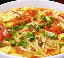 Tomato and Egg Noodles