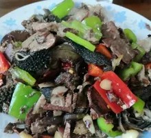 Spicy Donkey Offal Hot Pot