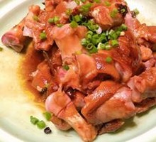 Braised Pork Trotter in Soy Sauce