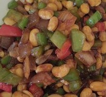 Stir-fried Pigskin with Soybeans