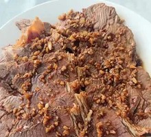 Cold-marinated beef shank