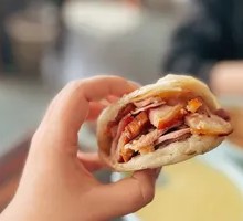 Braised Pork Belly in Flatbread