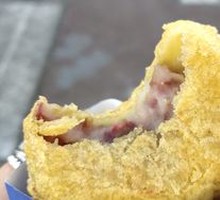 White Bean Paste Rose-filled Fried Cake