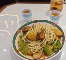 Big Plate Chicken Noodles