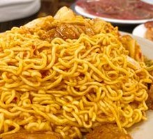 Spicy Kimchi and Pork Stir-Fried Noodles