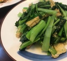 Braised tofu with baby bok choy