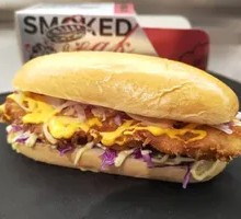 Vibrant Spiced Smoked Chicken Burger