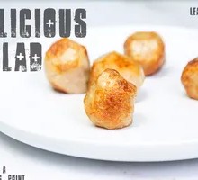 Low-fat Chicken Breast Balls