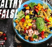 Mango Shrimp Avocado Salad