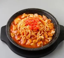 Classic Tomato Chicken Pasta