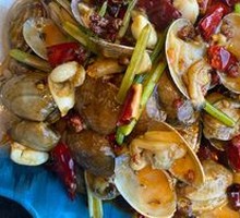 Spicy Stir-Fried Clams