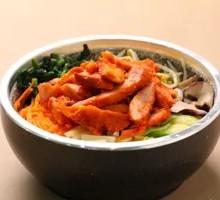 Spicy Kimchi and Pork Belly Stone Pot Rice