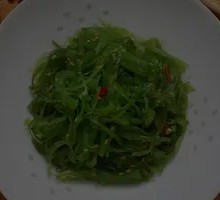 Refreshing Seaweed Noodles