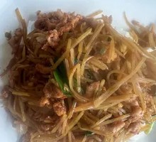 Shredded Potato and Pork Rice Bowl