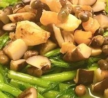 Clear Soup with Gai Lan