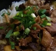 Sauced Burnt Chicken Noodles