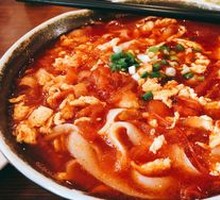 Tomato and Egg Knife-Pressed Noodles