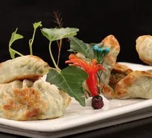 Scholar's Pan-Fried Dumplings