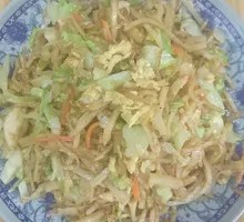 Stir-Fried Noodles with Shredded Pork