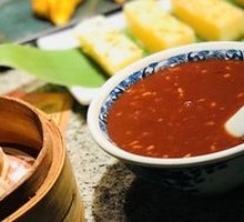 Sweet Rice Balls with Fermented Glutinous Rice and Red Beans