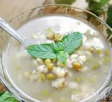 Chilled Mung Bean Soup