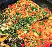 Braised Fish Head in Clay Pot