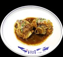 Braised Pork Bones with Sour Cabbage