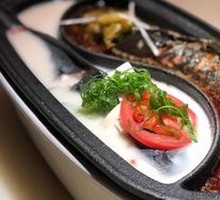 Autumn Fish (One)