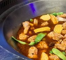 Stewed Pork Ribs in Iron Pot