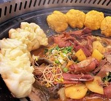 Stewed Goose in Iron Pot