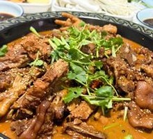 Pork Rib and Chicken Claw Hot Pot