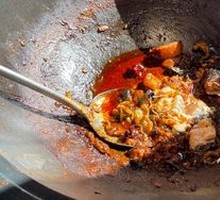 Iron Pot Fish Head Hot Pot