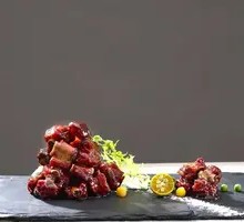 Plum-Flavored Pork Ribs