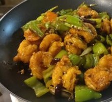 Stir-fried Scallion with Fish Balls